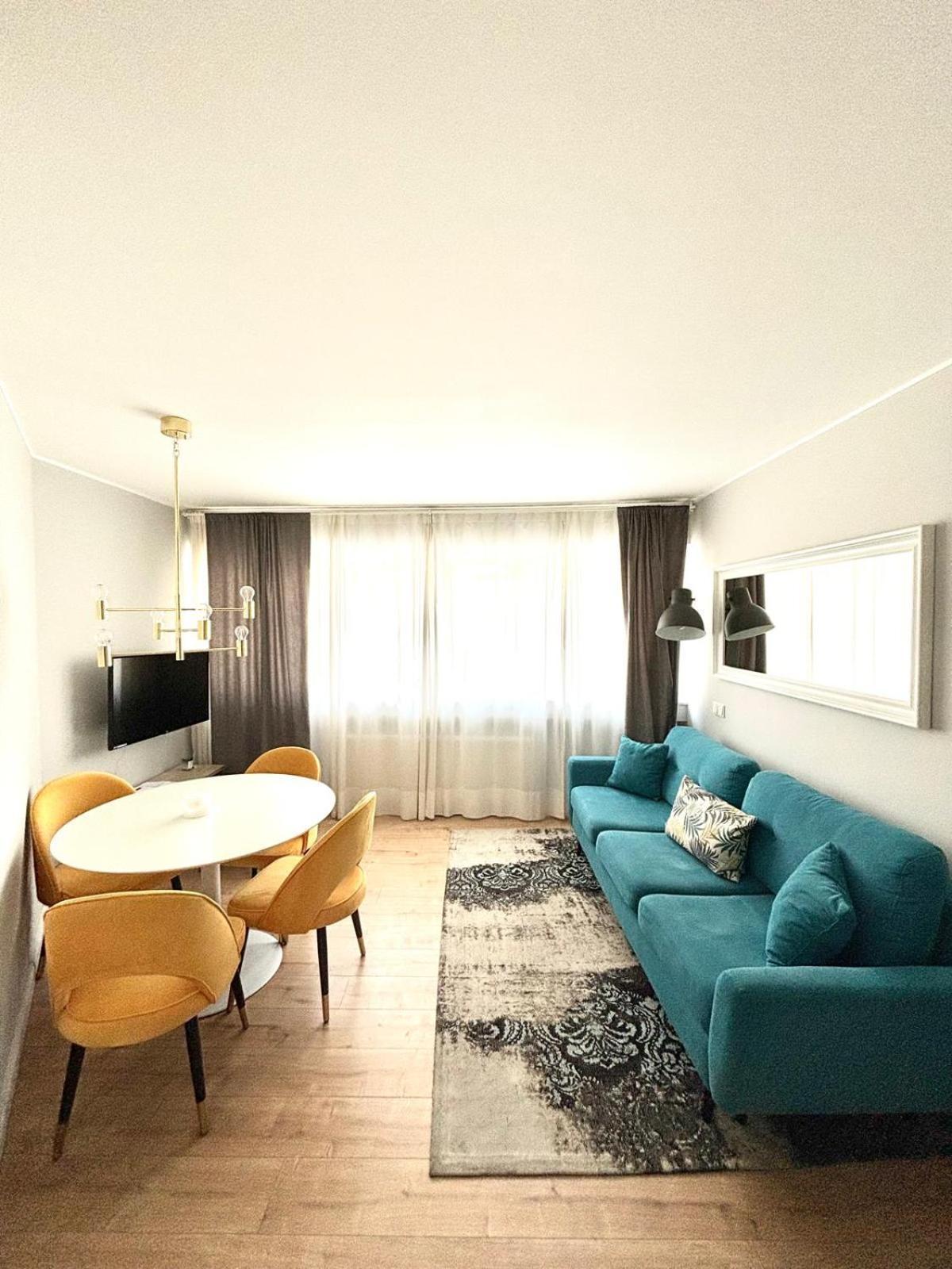 Beautiful Two Bedroom In Center Appartement *